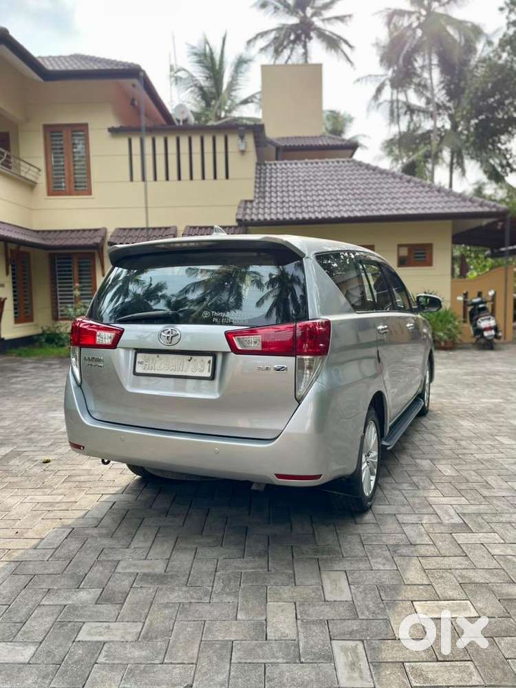 Toyota Innova Crysta 2017 Diesel 165000 Km Driven