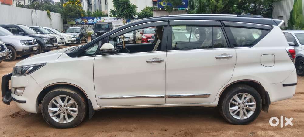 Toyota Innova Crysta [2020-ongoing] 2.4 Vx 7 Str, 2020, Diesel