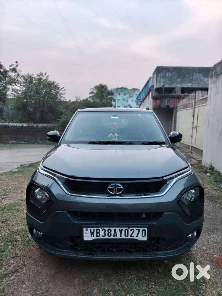 Tata Punch Accomplished 
Year December 2021