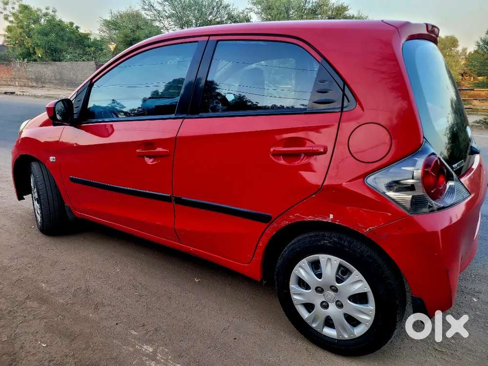 Honda Brio 2012 Petrol Well Maintained