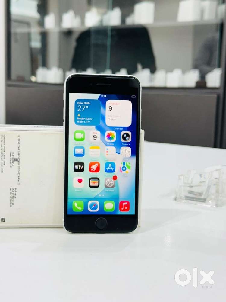 Apple Iphone Se2-64Gb White Excellent Condition - Mobile Phones in