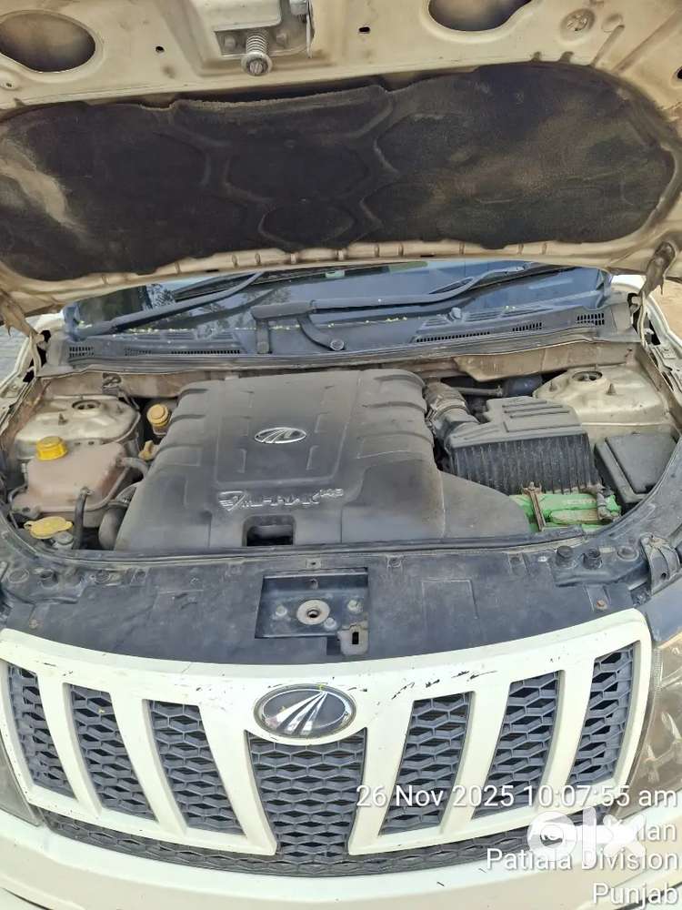 Mahindra Xuv500 2013 Diesel 102500 Km Driven