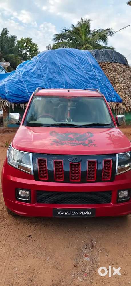 Mahindra Tuv 300 2018