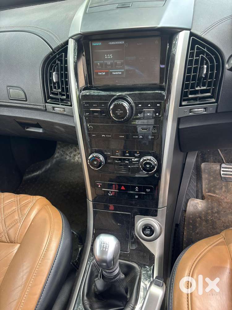 Mahindra Xuv500 Showroom Track