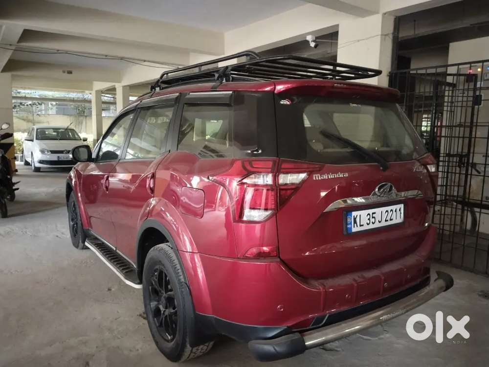 Mahindra Xuv500 W7 2018i