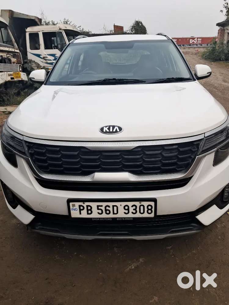 Kia Seltos Htk + White