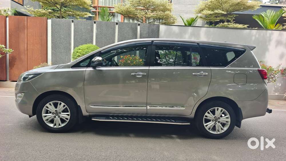 Toyota Innova Crysta 2.4 Z 7 Str, 2016, Diesel