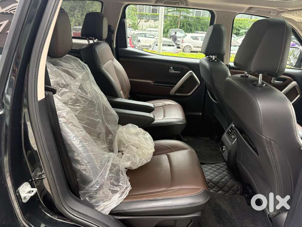 Mahindra Scorpio N Z8 L Petrol Mt 6 Str, 2023, Petrol