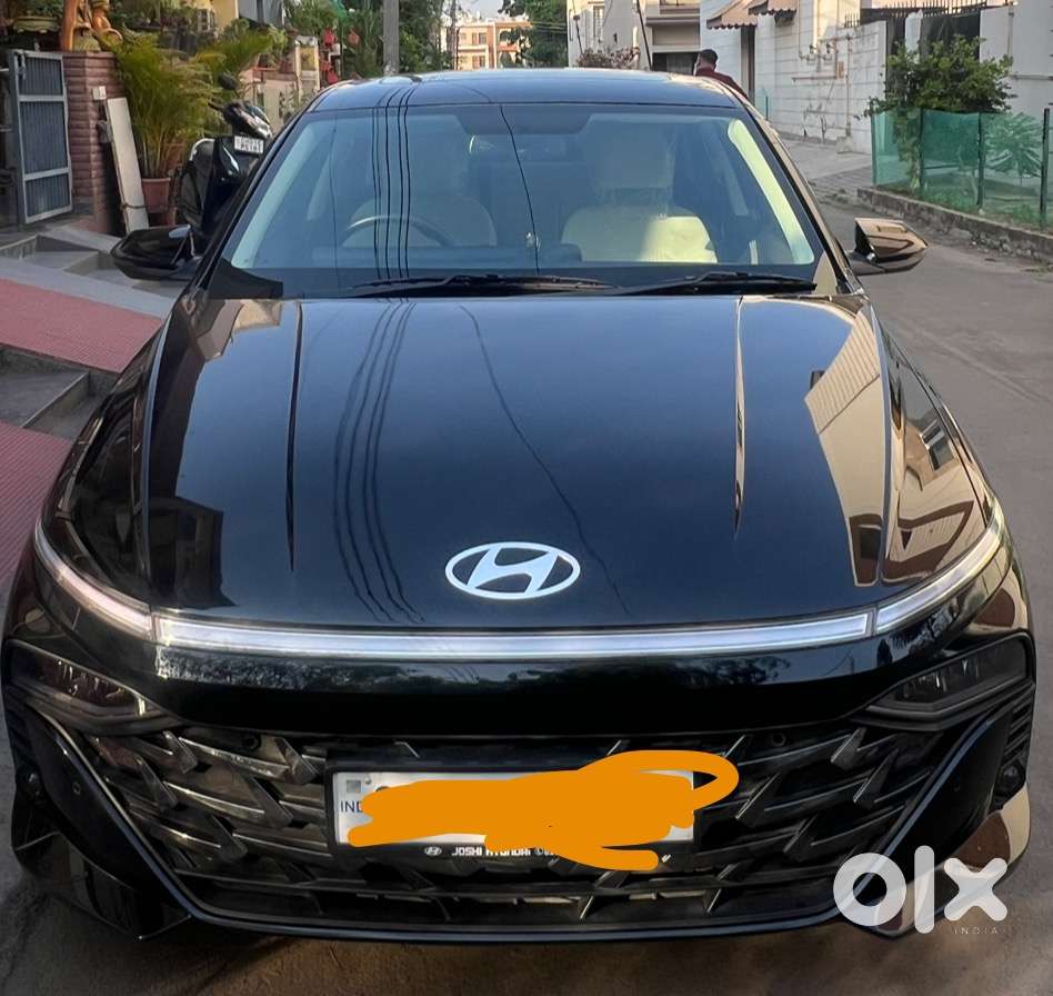 2024 Hyundai Automatic Petrol - Yearly Used