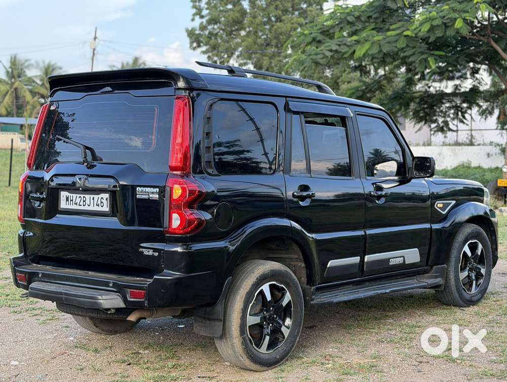 Mahindra Scorpio S11 Mt 7s, 2023, Diesel