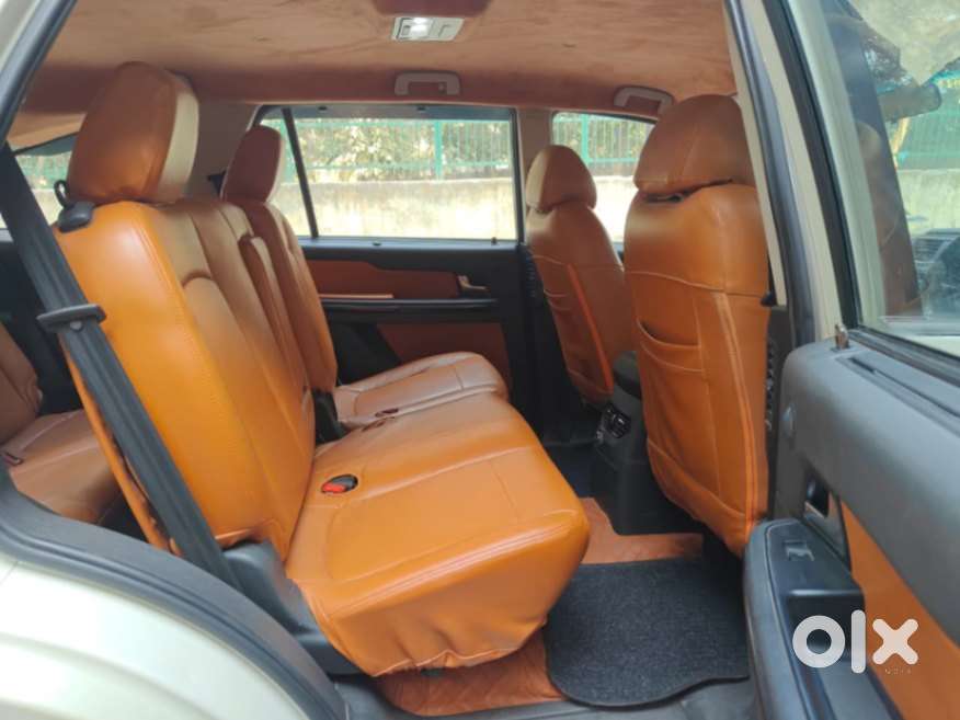 Tata Hexa 2.2 Xe 4x2 7 Str, 2017, Diesel