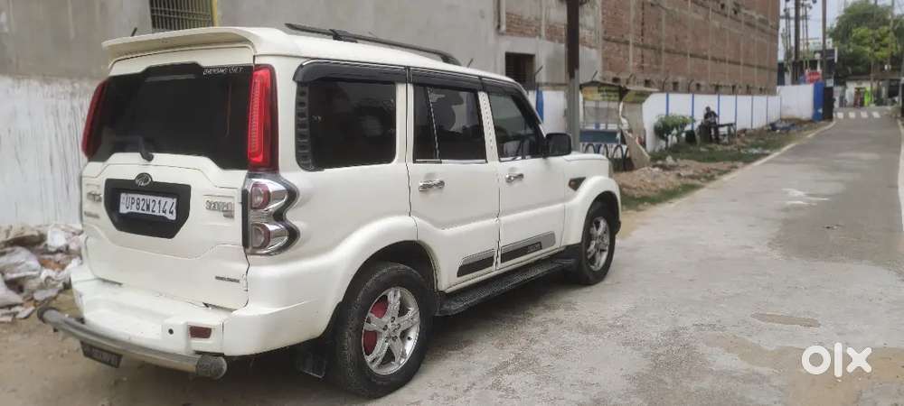 Mahindra Scorpio 2016 Diesel 84786 Km Driven