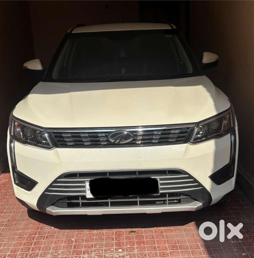 Mahindra Xuv300 2022 Diesel Well Maintained