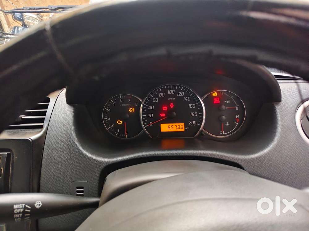 Maruti Suzuki Swift Dzire 1.2 Vxi Bsiv, 2011