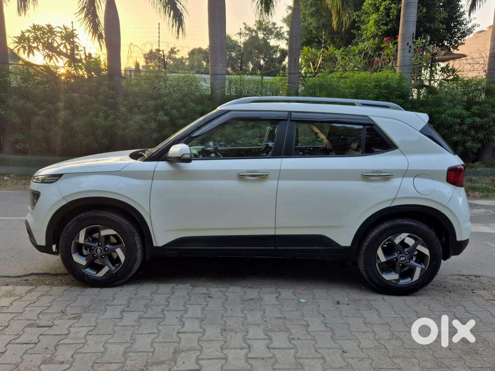Hyundai Venue Sx Plus Turbo Dct, 2022, Petrol
