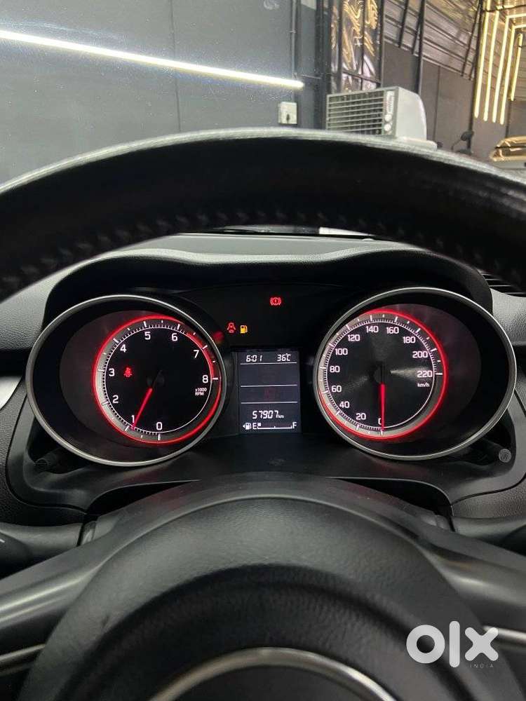 Maruti Suzuki Swift Vvt Zxi, 2024, Petrol