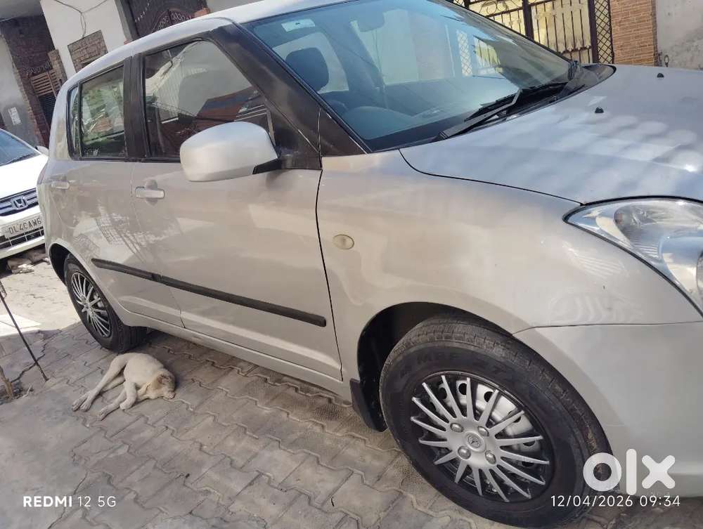 Maruti Suzuki Swift 2011 Petrol 64000 Km Driven