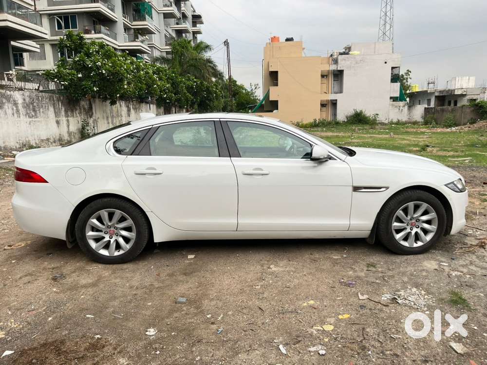 Jaguar Xf Diesel 2017