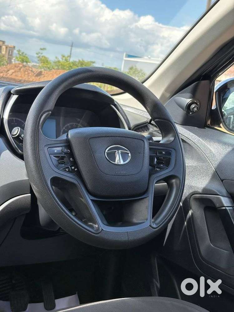 Tata Harrier 2.0 Kryotec Xt Plus Dark Edition, 2020, Diesel