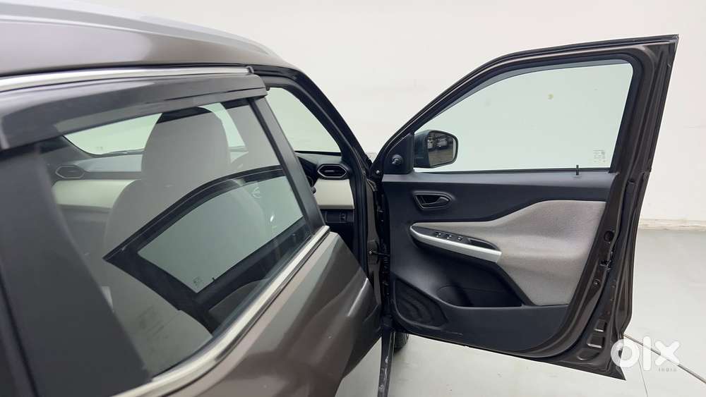 Nissan Magnite 1.0 Xe, 2022, Petrol