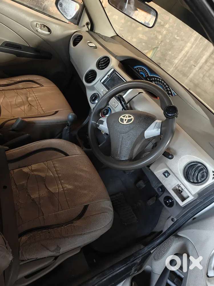 Toyota Etios 2017 Cng & Hybrids 90000 Km Driven