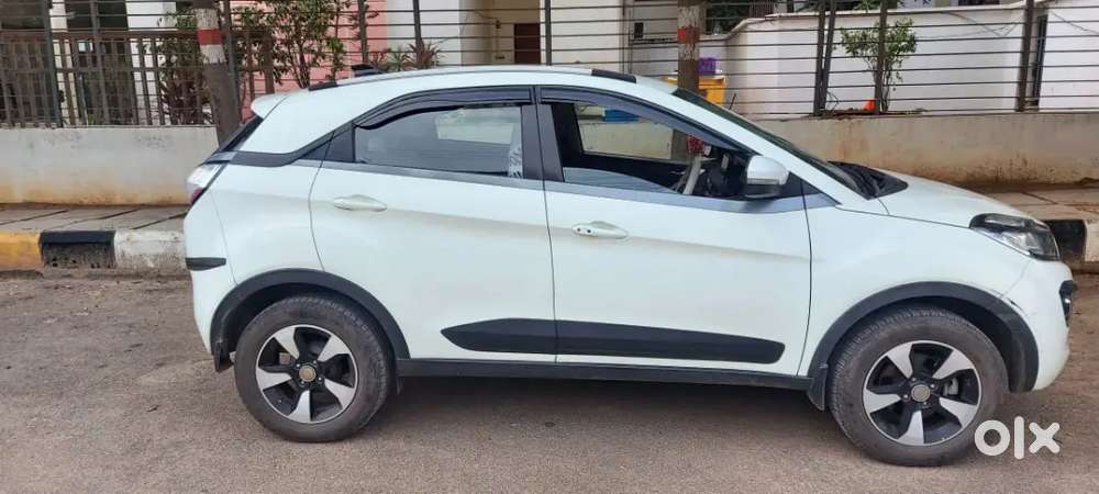 Tata Nexon 2019 Revotron Automatic