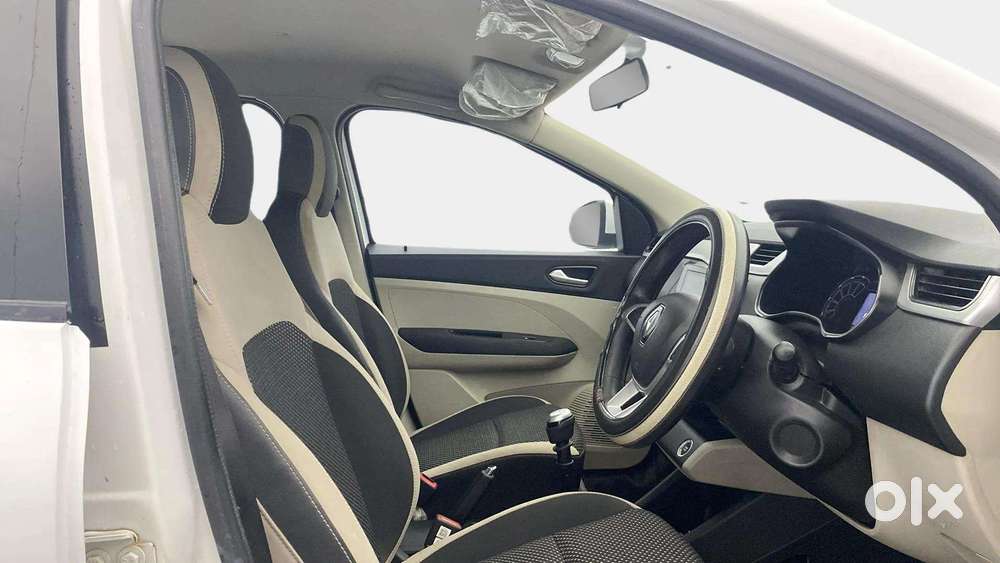 Renault Triber Rxz, 2020, Petrol