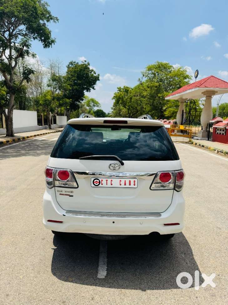Toyota Fortuner 2011-2016 4x4 Mt, 2012, Diesel