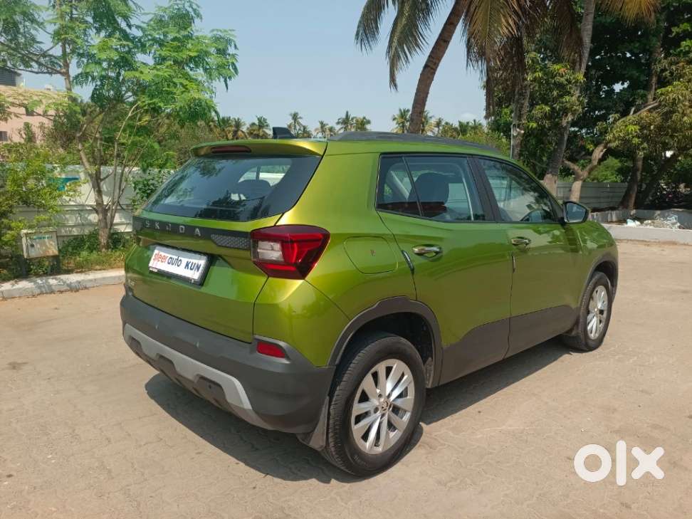 Skoda Kylaq Signature At, 2025, Petrol