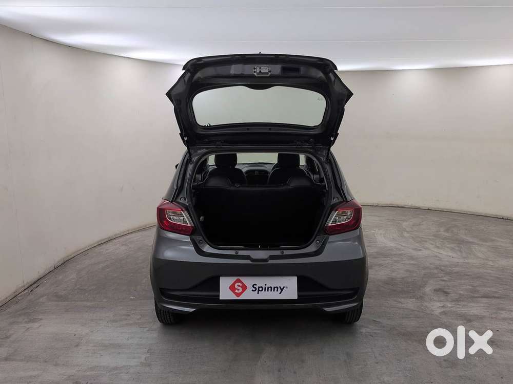 Tata Tiago Xe, 2024, Petrol