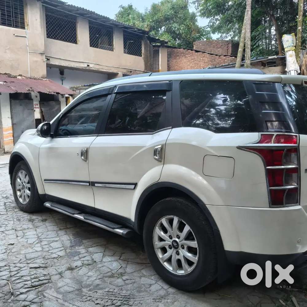 Mahindra Xuv500 W10 Sunroof 2018 Diesel 63000 Km Driven
