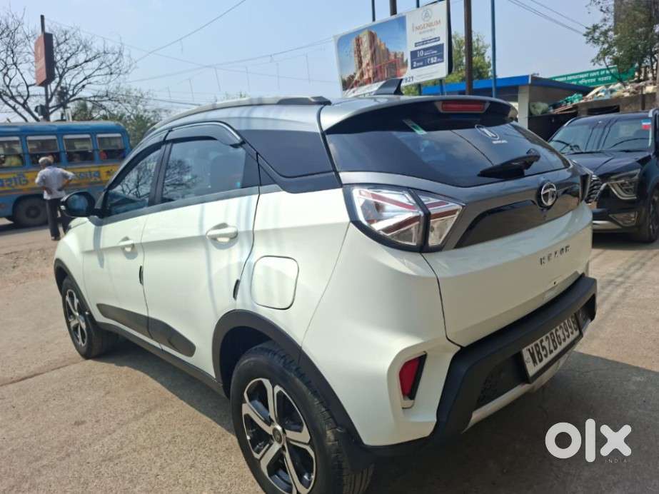 Tata Nexon 1.2 Revotron Xz Plus, 2022, Petrol