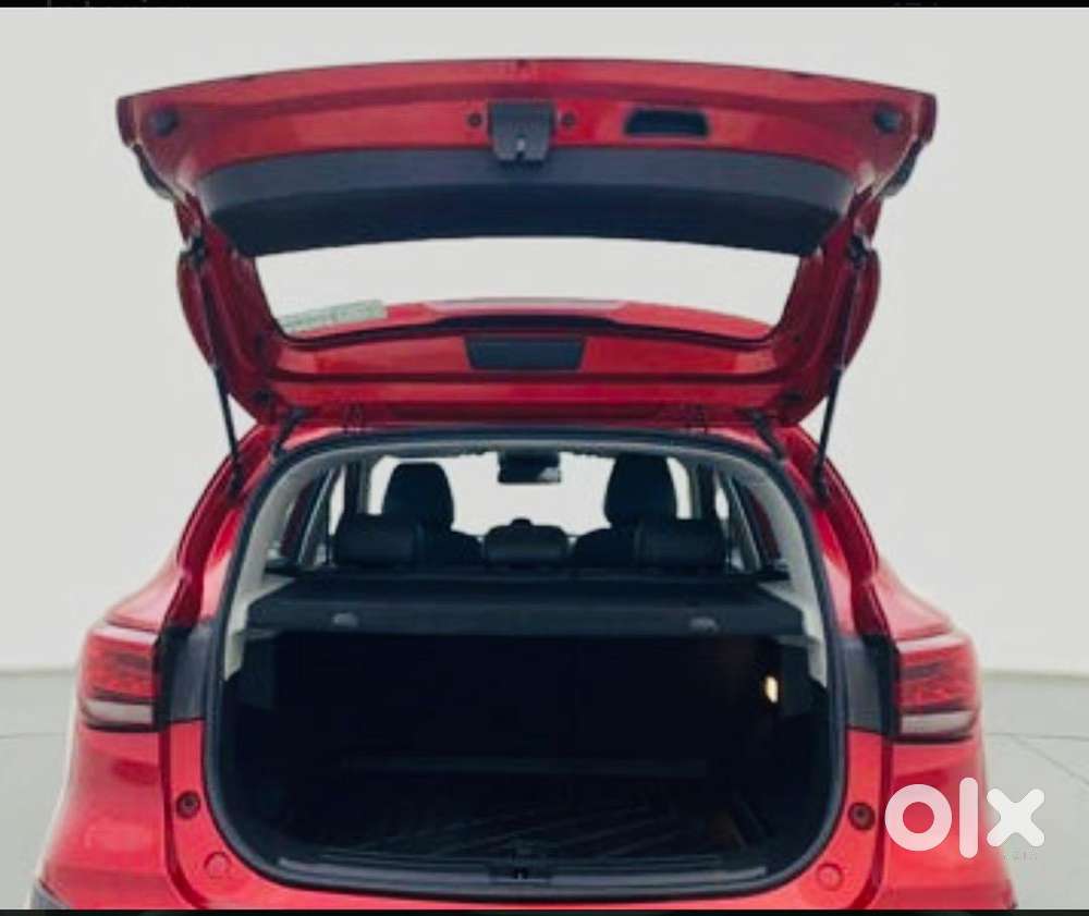 Mg Astor 2023 Petrol 30000 Km Driven