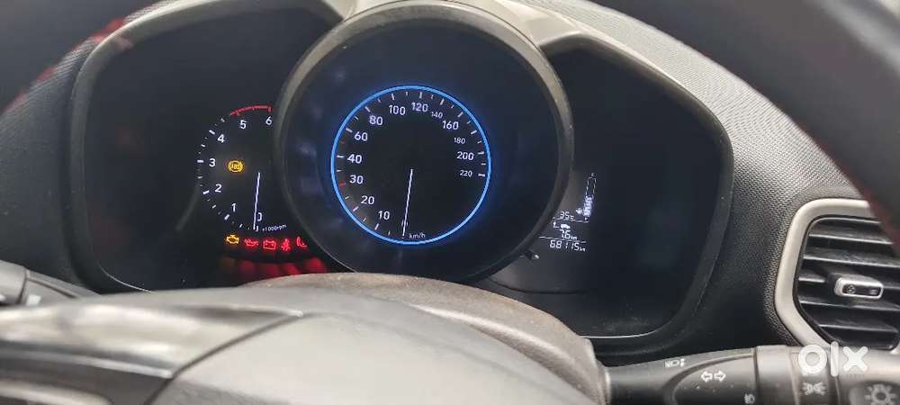 Hyundai Venue 2019 Diesel 70000 Km Driven