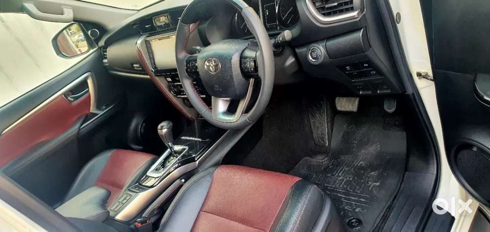 Toyota Fortuner Legender, 2023, Diesel