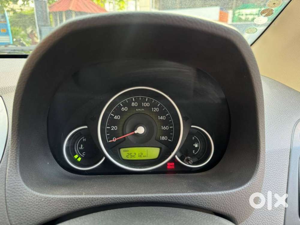 Hyundai Eon Magna +, 2014, Petrol