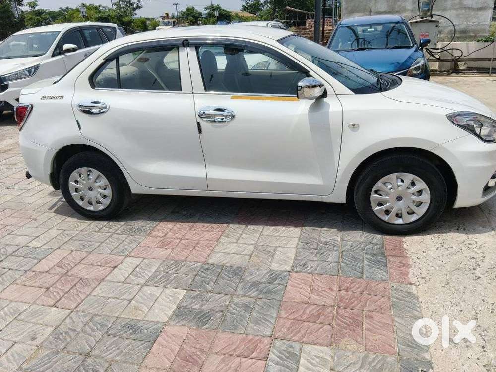 Maruti Suzuki Swift Dzire 1.2 Lxi (o), 2023, Petrol