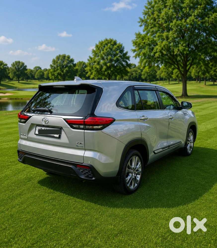 Toyota Innova Hycross 2.0 Zx (o) Hybrid 7 Str, 2025, Petrol