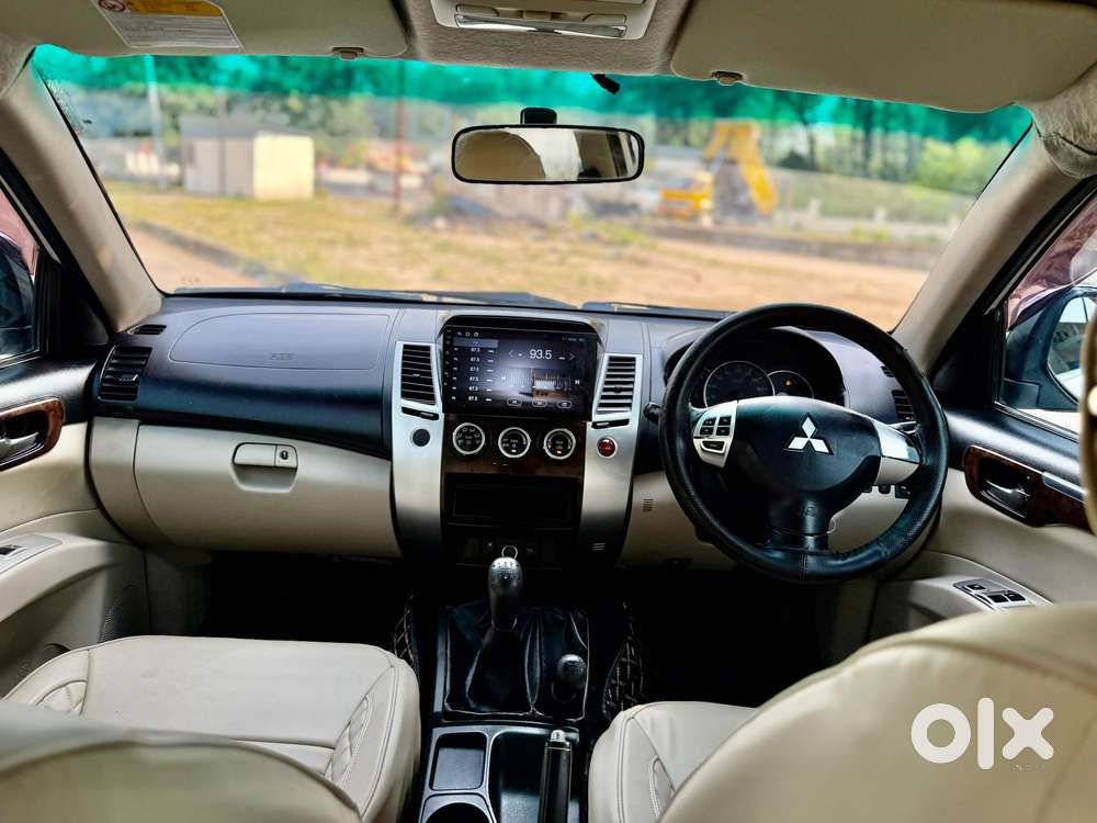 Mitsubishi Pajero Sport 2.5 Manual, 2014, Diesel