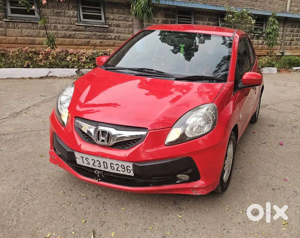 Honda Brio Mt Petrol 2014