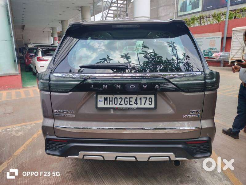 Toyota Innova Hycross 2.0 Zx (o) Hybrid 7 Str, 2024, Electric