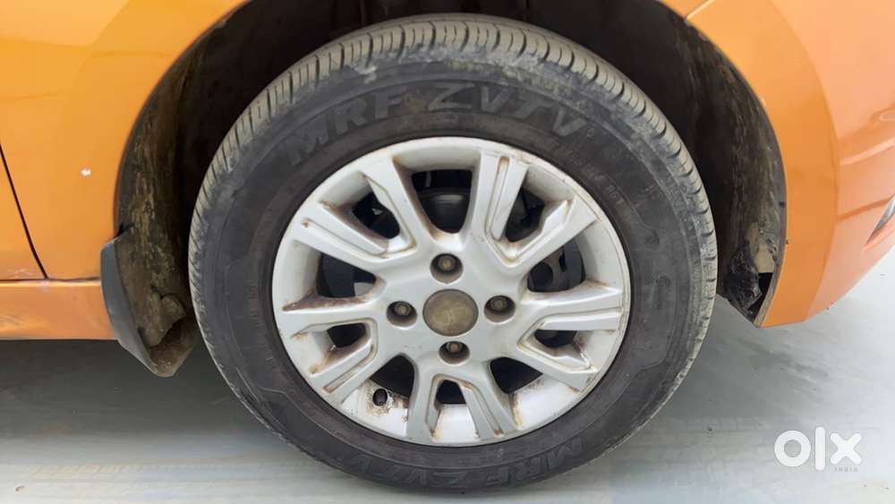 Tata Tiago Xz, 2016, Petrol