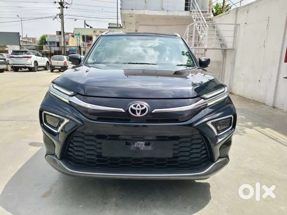 Toyota Urban Cruiser Hyryder, 2025, Petrol
