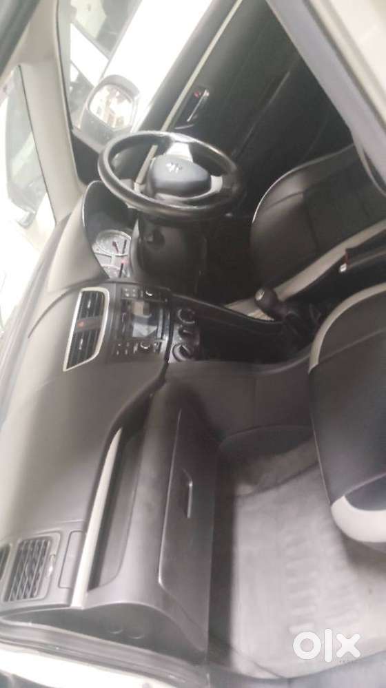 Maruti Suzuki Swift Vxi, 2016, Petrol