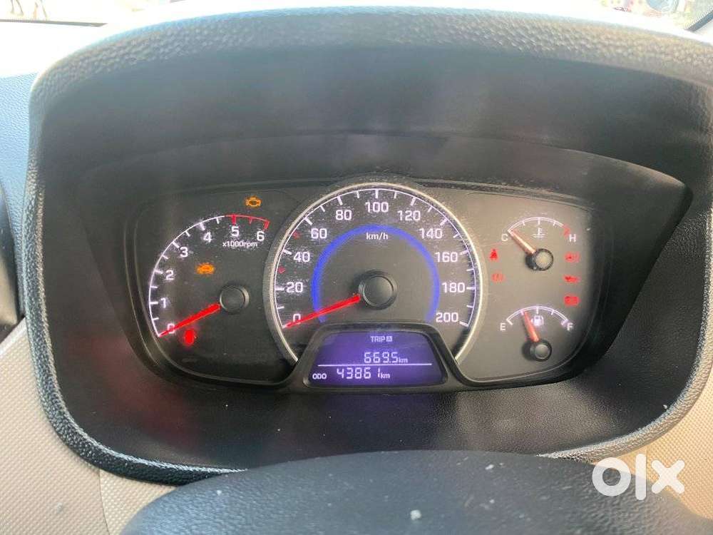 Hyundai Grand I10 1.2 Crdi Sportz Option, 2018, Diesel