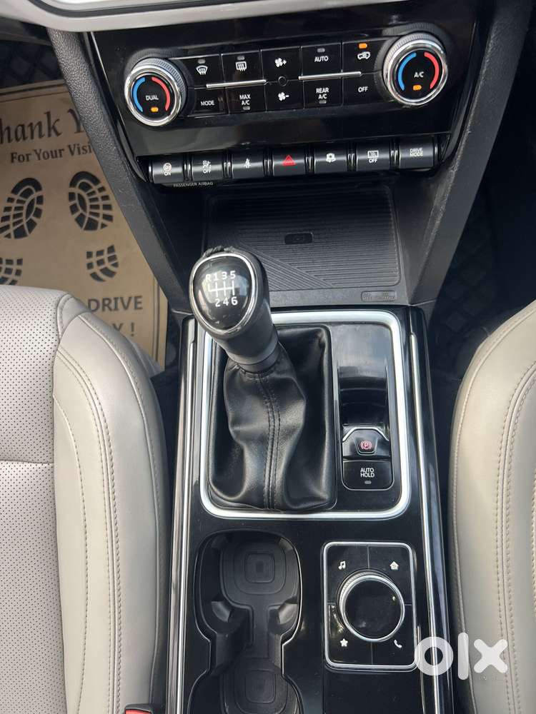 Mahindra Xuv700 2.2 Ax 7 Diesel At Str, 2022, Diesel