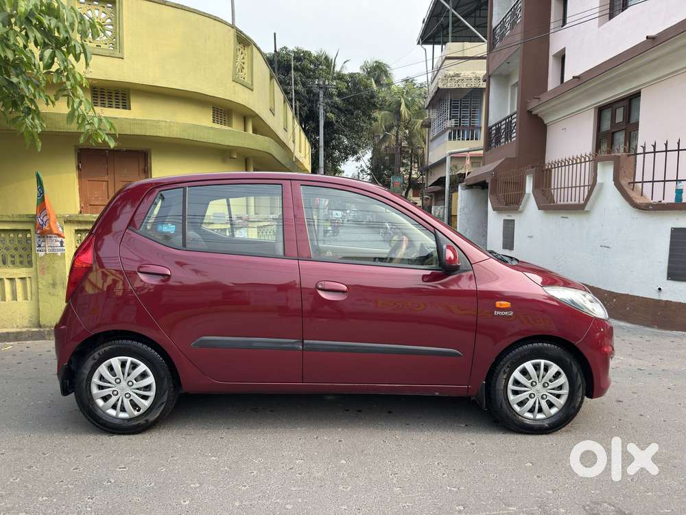 Hyundai I10 Sportz, 2013, Petrol