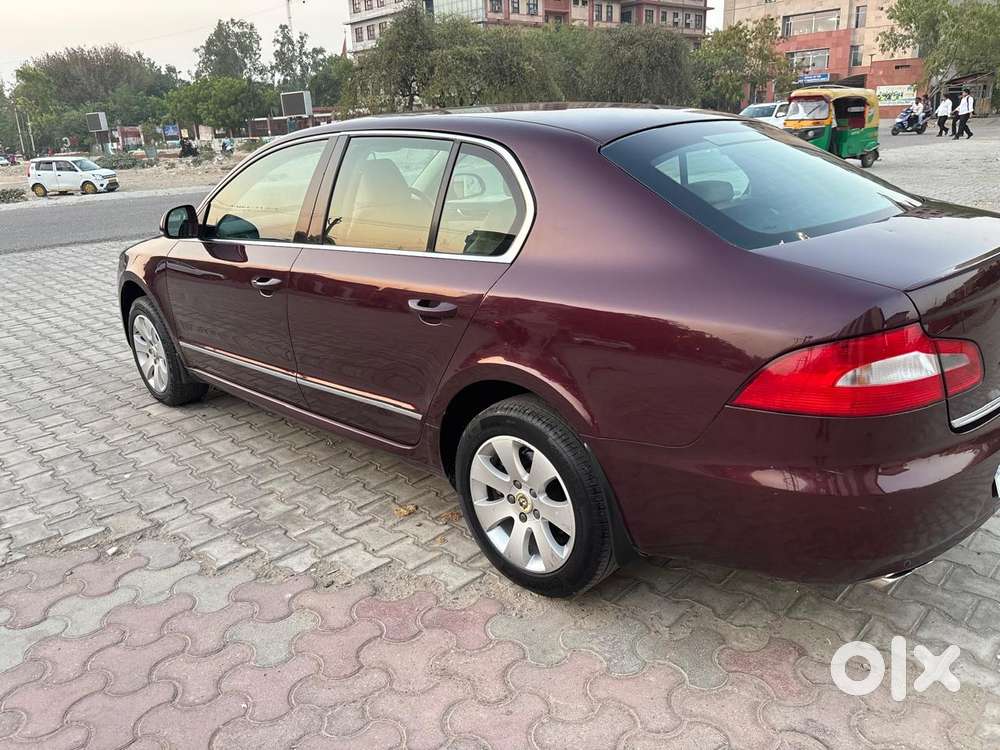 Skoda Superb, 2014, Petrol