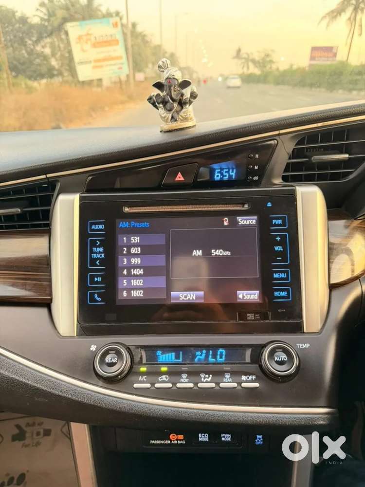 Toyota Innova Crysta 2.8 Zx At 7 Seater, 2019, Diesel