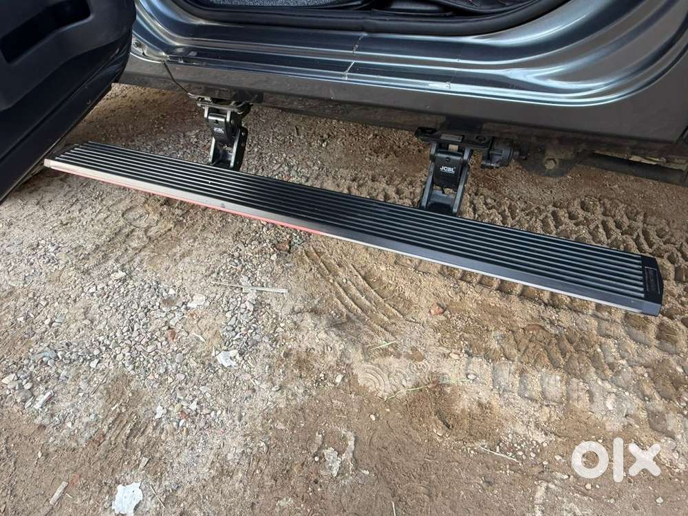 Mahindra Thar 2021 Petrol Well Maintained